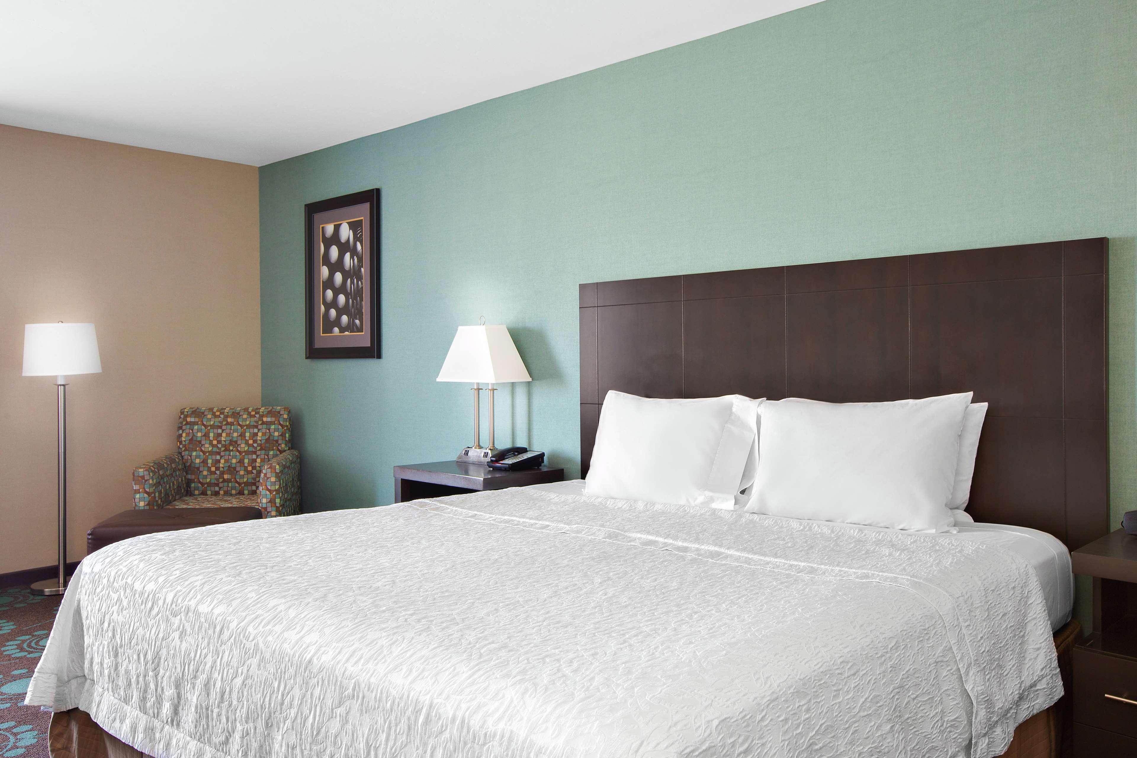 Spark By Hilton Bakersfield Central Екстер'єр фото