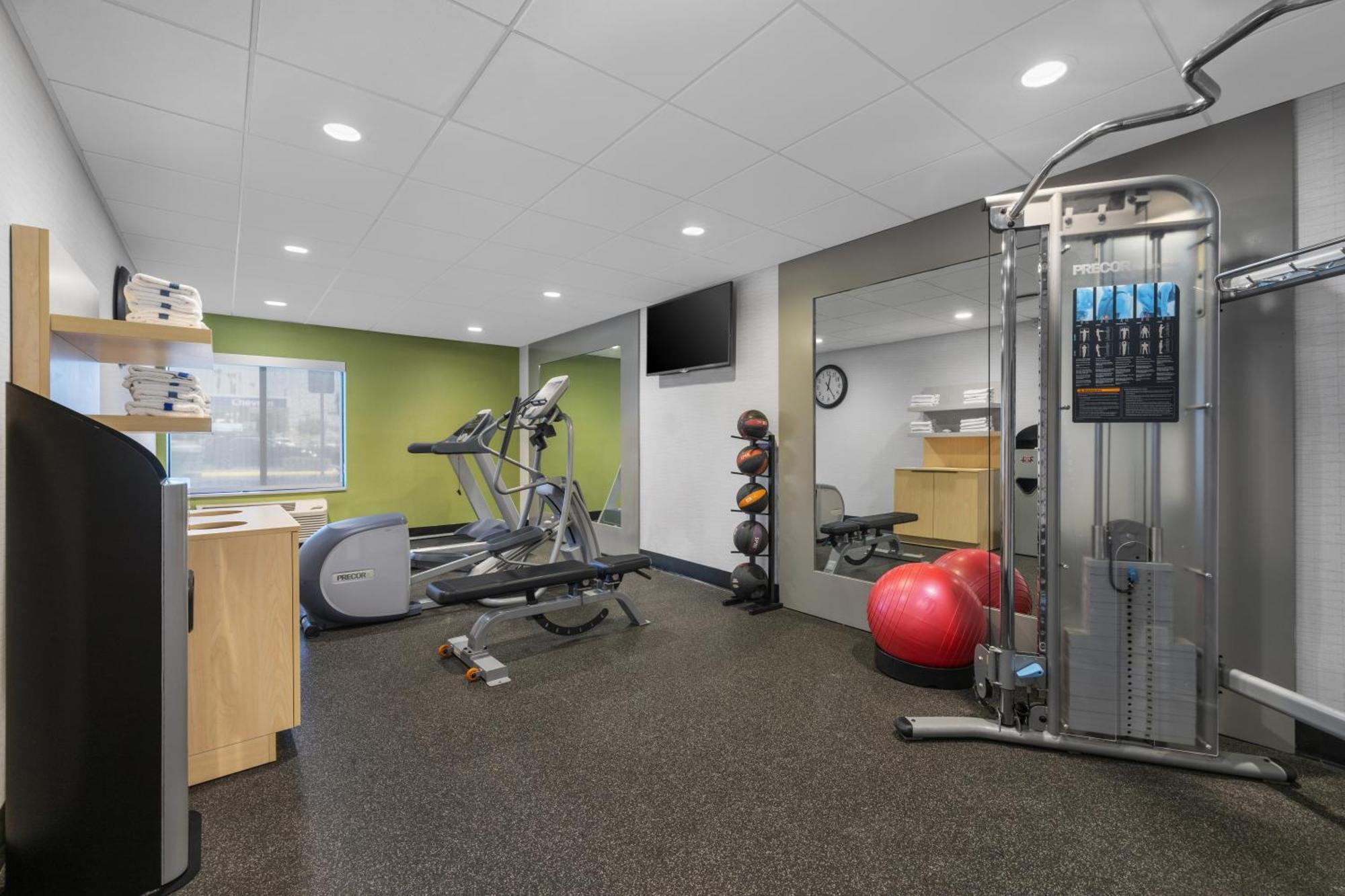 Spark By Hilton Bakersfield Central Екстер'єр фото