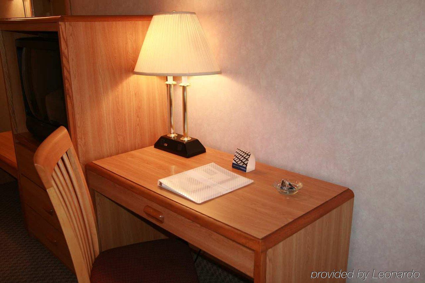 Spark By Hilton Bakersfield Central Екстер'єр фото